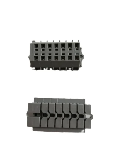 Gniazdo/Wtyczka 12V/7  plastik